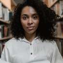 Local Librarian 📚 to let her hair down with a Birmingham, UK woman 🔥